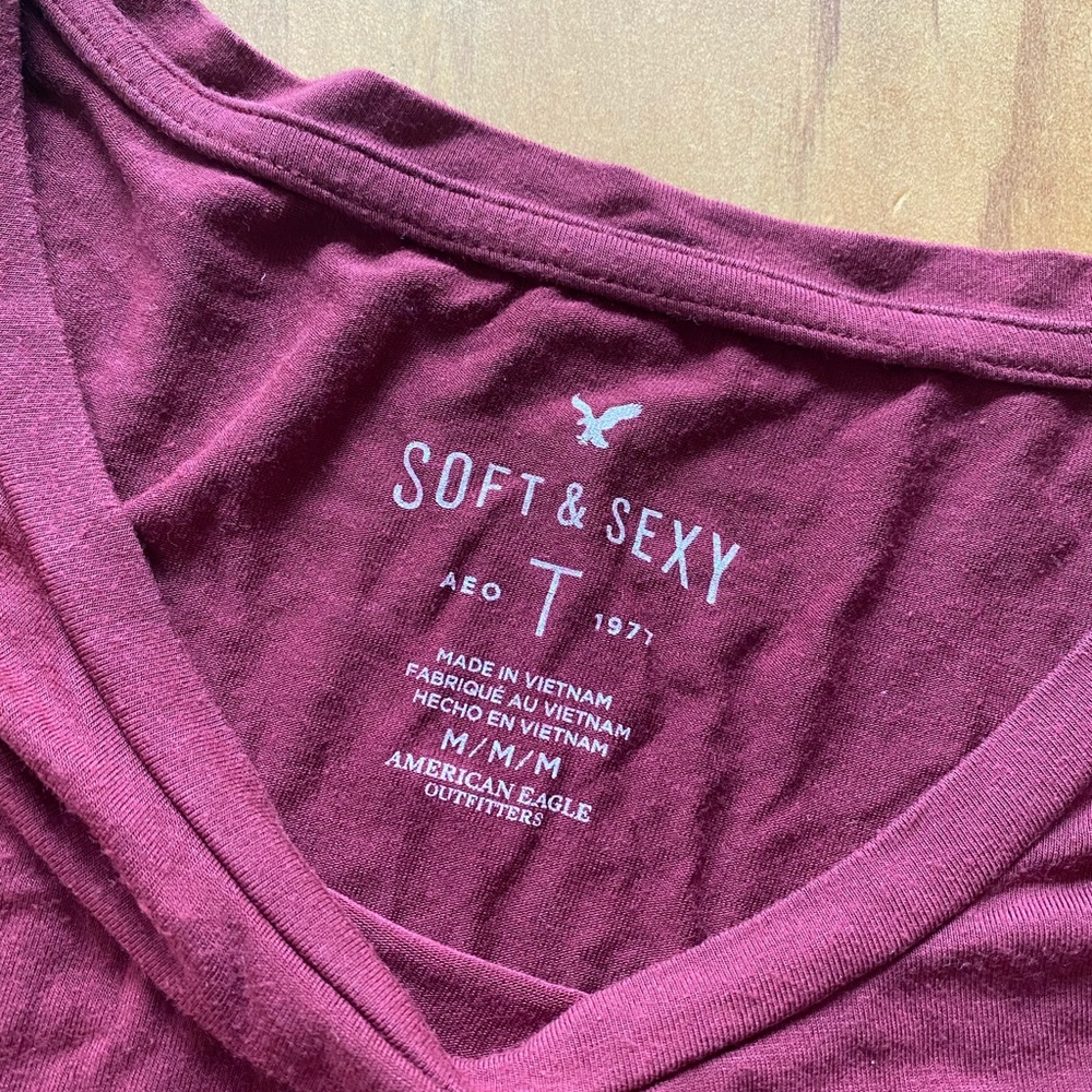 AE tee - Picture 2 of 4